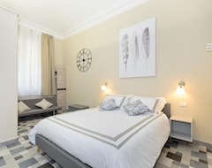 Bed & Breakfast Tohouse Rooms (Torino, Italija)