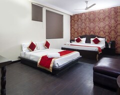 Hotel Apra Inn (Delhi, India)