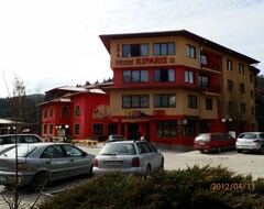 Otel Kiparis Alpha (Smoljan, Bulgaristan)