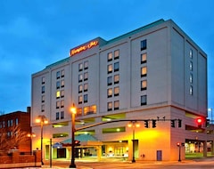 Khách sạn Hampton Inn Massillon (Massillon, Hoa Kỳ)