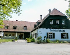 Otel Churfuerstliche Waldschaenke (Moritzburg, Almanya)