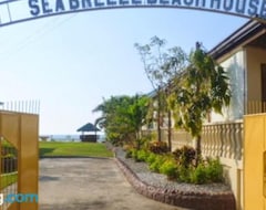 Serviced apartment Sea Breeze Beachfront Cottage 1 And 2 (San Juan, Philippines)