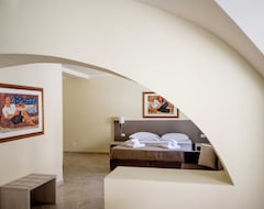 Hotel Historico Loft & Rooms Palazzo Adragna XIX (Trapani, Italy)