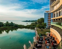 Khách sạn Hotel On Plonge Junior (Mamaia, Romania)