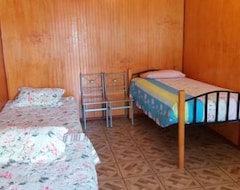 Entire House / Apartment Entre Montañas (Haulaihué, Chile)