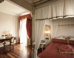 Hotel Villa Il Patriarca (Chiusi, Italy)