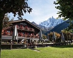 Hotel Chalet  Le Castel (Chamonix-Mont-Blanc, France)
