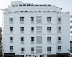 Khách sạn Grand White Hotel (Batman, Thổ Nhĩ Kỳ)