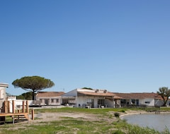 Otel Lodge Sainte Helene (Saintes-Maries-de-la-Mer, Fransa)