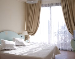 Hotelli Il Sogno Apartments (Desenzano del Garda, Italia)