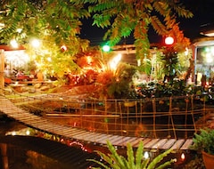 Bed & Breakfast Fishcove Garden (Naga City, Philippines)