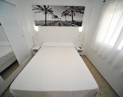 Khách sạn Estoril 1-2 (Benicasim, Tây Ban Nha)