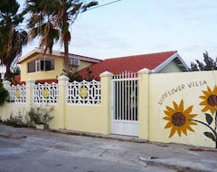 Lejlighedshotel Sunflower Villa Studios (Noord, Aruba)
