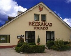 Hotel Rézkakas (Zirc, Hungary)