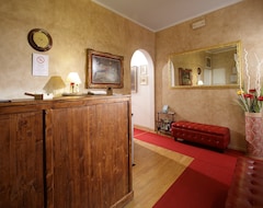 Hotel Tourist House Battistero (Florence, Italy)