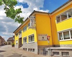 Otel Zum Ochsen (Wonsheim, Almanya)