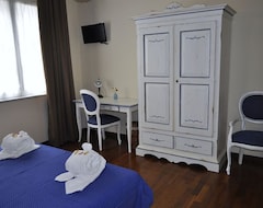 Hotel Stupor Mundi Bed And Breakfast (Palermo, Italy)