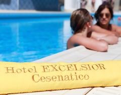 Khách sạn Hotel Excelsior (Cesenatico, Ý)