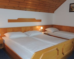 Căn hộ có phục vụ Landhotel - Apartments Bauer (Mariapfarr, Áo)