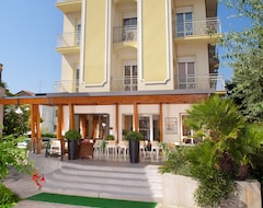 Hotel Olimpia (Bellaria-Igea Marina, İtalya)