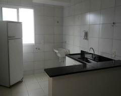 Entire House / Apartment Excelente Apto Para Locação De Curta E Longa Temporada (Santa Mônica, Brazil)