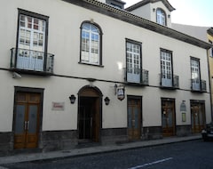Khách sạn Camões Hotel (Ponta Delgada, Bồ Đào Nha)