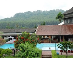 Khách sạn Trio (Magelang, Indonesia)