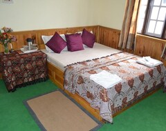 Hotel Lachung Regency (Lachung, India)