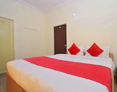 OYO 10242 Hotel Shelton Suites (Bengaluru, Hindistan)