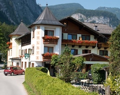 Hotel Gasthof Hirlatz (Hallstatt, Austria)