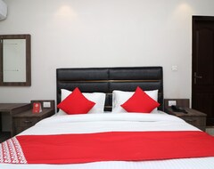 Oyo Flagship 48283 Hotel Madhurapuri (Kozhikode, Hindistan)