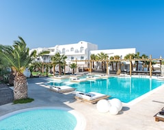 Hotel Smy Mediterranean White Santorini (Kamari, Greece)