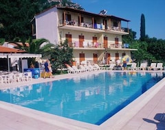 Hotelli Aronis Apartments (Benitses, Kreikka)