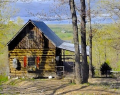Toàn bộ căn nhà/căn hộ Native Ozark Log Cabin Perched Above The Scenic Gasconade River Valley (Dixon, Hoa Kỳ)
