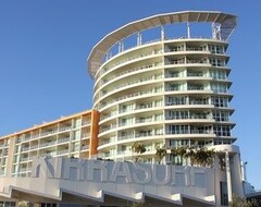 Khách sạn Kirra Surf Apartments (Coolangatta, Úc)