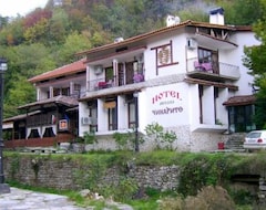 Khách sạn Chinarite (Melnik, Bun-ga-ri)