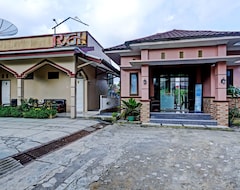 Otel RedDoorz Syariah near Taman Rekreasi Kalianget Wonosobo (Wonosobo, Endonezya)