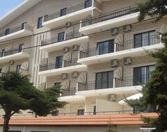 Hotel Alsakhra (Bhamdoun, Lebanon)