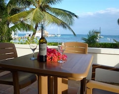 Hotel Tradewinds Paradise Villas (San Pedro, Belize)
