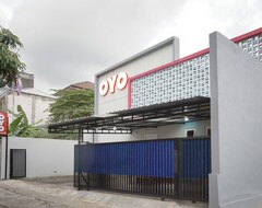 Khách sạn Oyo 90033 Dehome Family (Yogyakarta, Indonesia)