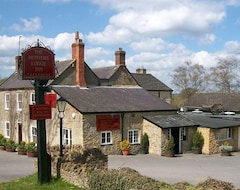Hotelli The Hunters Lodge Inn (Wincanton, Iso-Britannia)