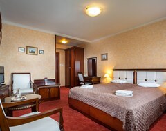 Khách sạn Nelson Hotel (Hajduszoboszlo, Hungary)