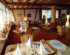 Hotel Hôtel-Restaurant Le Chalet (Cortaillod, Suiza)