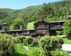 Elveseter Hotell (Lom, Norway)