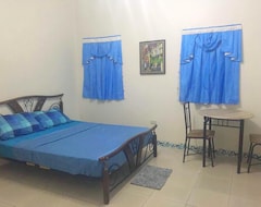 Pensión Blue Summer Suites (Dauis, Filipinas)