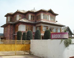 Hotel Brooklands (Srinagar, India)