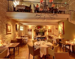 Auberge De Saint-Remy - Maison Fany Rey & Jonathan Wahid - Restaurant Etoilee - Hotel - Saint Remy De Provence (Saint-Remy-de-Provence, Fransa)