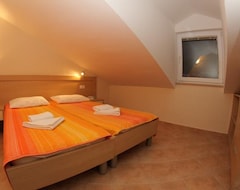 Hotelli Bondi Apartments Makarska (Makarska, Kroatia)