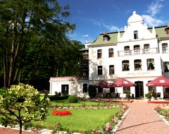 Hotel Fryderyk (Duszniki Zdroj, Poljska)