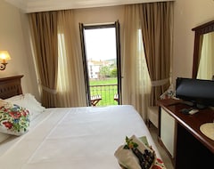 Khách sạn Cunda Suinn Hotel (Ayvalık, Thổ Nhĩ Kỳ)